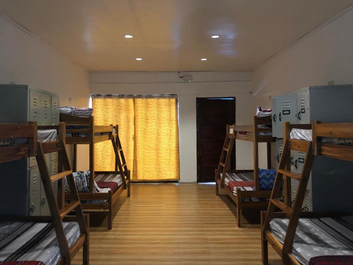 Alesseo Hostel Tiniguiban Dış mekan fotoğraf